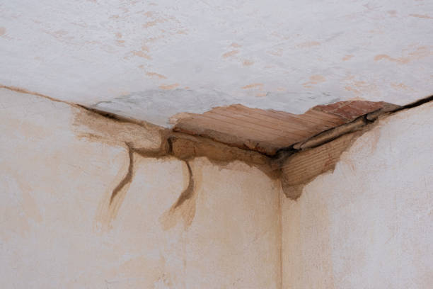 Best Commercial water damage restoration  in Village Shires, PA